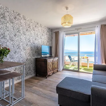 Chapelle Des Grecs - 1km De La * Αζάτσιο